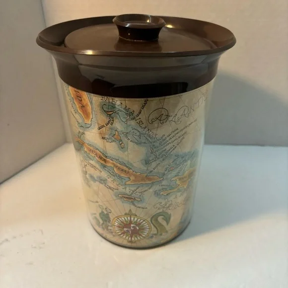 Vintage Thermo-Serv Pitcher with Lid - Map Design - Picture 3 of 8